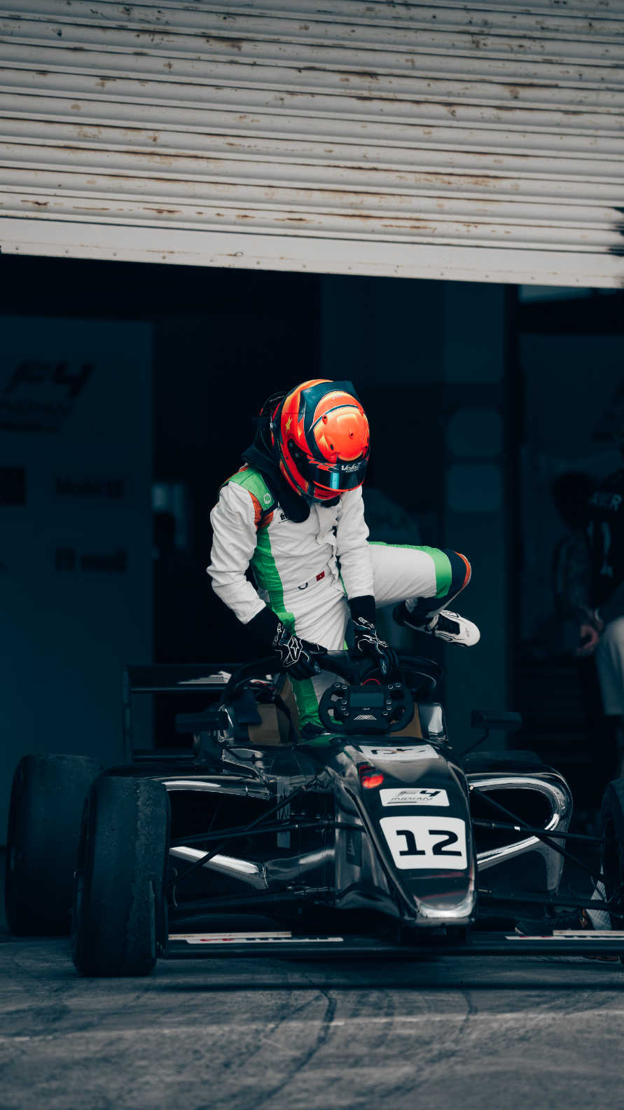 Formula 4 \ Sports & Automotive